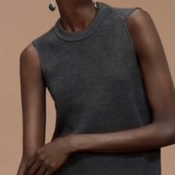 Wilfred Aritzia vest sweater like new black small - Picture 13 of 13